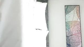 【69堂精品】【利仔探花】，22岁兼职小护士，长发飘飘貌美如花，打桩机猛男卖力干逼，小姐姐高潮阵阵享受的呻吟