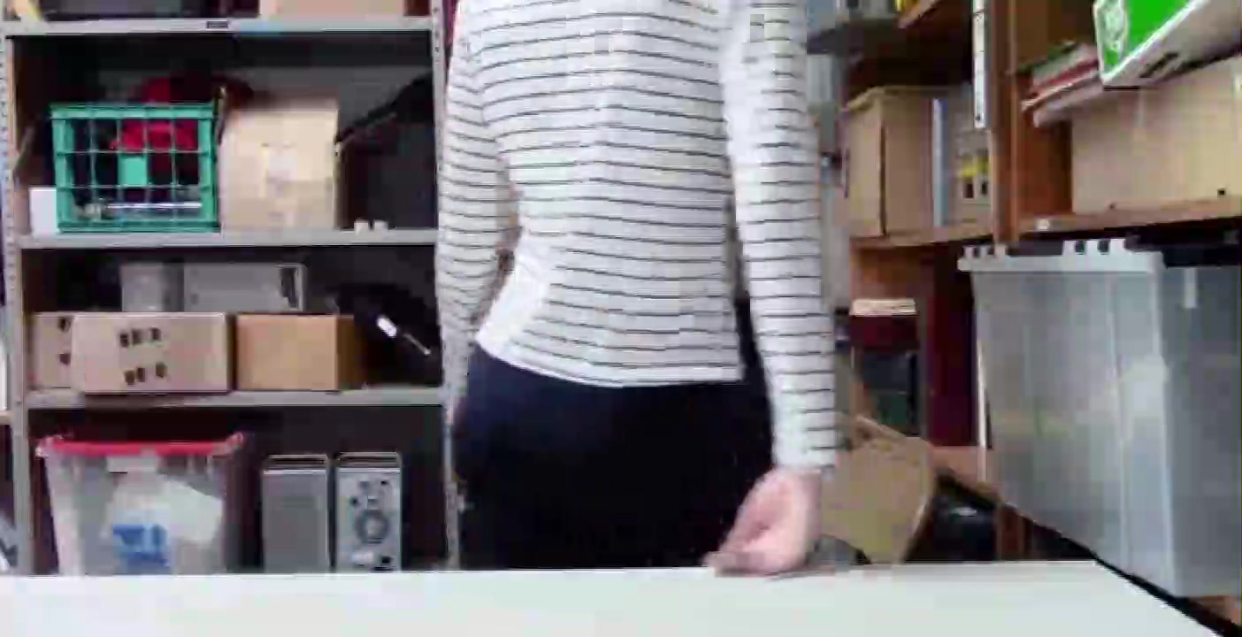 购物后-LP警官操在商店里偷姜少女