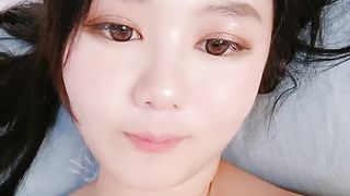 【69堂精品】深喉叫爸爸的小少妇颜值不错无套抽插爆草浪叫