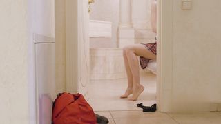 【69堂精品】少妇大屁股粉嫩逼穴吞吐硕大鸡巴