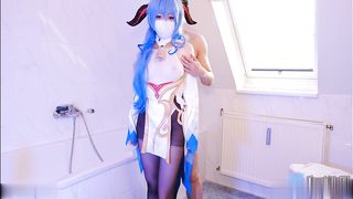 【69堂精品】旅行者，甘雨的黑丝被涂满了润滑油