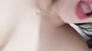 面色潮红酒店约操小哥深喉口交到嗓子口真给力