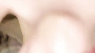 【69免费视频】小恶魔来了做爱小男友主动爆草内射骚穴