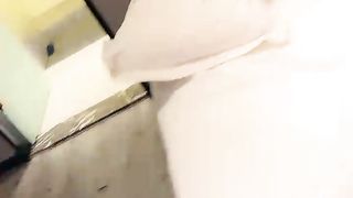 【69免费视频】小电臀手指玩弄淫穴等大哥来草先自慰