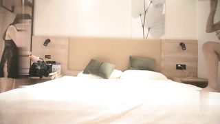 【69堂精品视频】贾总寻欢约两个妹子一人干一个各式操逼暴插