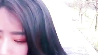 【69堂精品】风骚御姐户外站立自慰喷水量占大鸡巴也不停