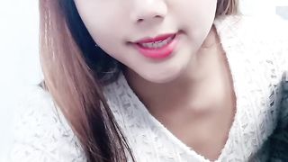 【69堂免费视频】风骚小老板娘露脸在店里跟小哥激情口交大鸡巴