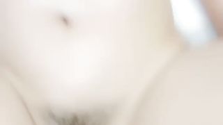 【69堂免费视频】嫩穴女孩雙穴齊開