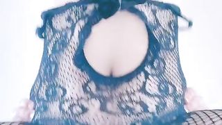 【69堂免费视频】闷骚的老师，黑丝高跟露脸好姐妹却让她一个人承受大鸡巴的疯狂蹂躏