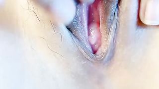 【69堂免费视频】小哥哥跟他的骚妹子，全程露脸黑丝情趣漏着骚奶子