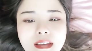 【69堂免费视频】后入爆操骚穴，大力撞击屁股，最后颜射一脸