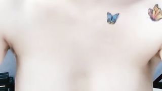 【69堂免费视频】与苗条妹子约在酒店啪啪,从背后插入让妹子爽得受不了