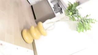 【69堂免费视频】聊聊天摸摸搞搞，扒掉内裤多毛骚穴，骑乘位深插美臀