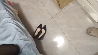 【69堂免费视频】最新封神极品乱伦大神大胸嫂子会喷水新作，微醺状态下操嫂子补进放的开还更容易高潮