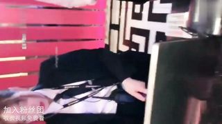 【69堂免费视频】KTV撩白虎学生妹，妹子被PUA调教任意玩弄