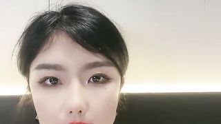 【69堂免费视频】各种姿势爆操，B多操肿了，美女极度淫骚