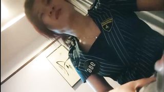 【69堂免费视频】【勾搭良家技师】足疗会所极品人妻技术妩媚诱人，砸重金买钟回宾馆内射两次，极度满足