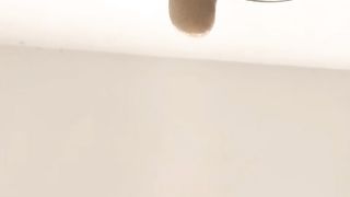 【网红下海】主播“小狐狸”巨乳太大，自慰潮喷