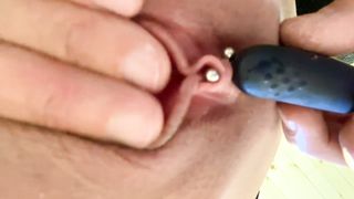 【69堂免费视频】女孩将自己作为礼物被爆操