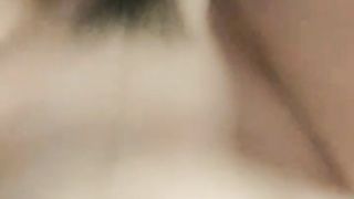 【69堂免费视频】乖乖的大奶少女给大哥撸起大鸡巴挨草，无套插入骚穴