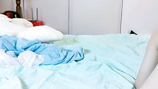 【69堂免费视频】黑丝美腿骑乘位，深插爆操美臀，让人羡慕不已