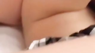 【69堂免费视频】【父女乱伦】这就是少女的味道吗？调教女儿的处女身体