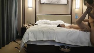 【69堂免费视频】今日养生探花新人老哥甜美马尾妹子，白色内衣舔屌69口交，抬起大长腿抽插猛操，大屁股坐上来上下套弄