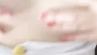 【69堂免费视频】【叔嫂乱伦】帮大嫂通下水道，偷看到嫂子换衣服，忍不住直接强行狂操嫂子