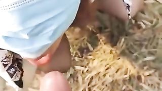 【69堂免费视频】大哥出门进货去了，我偷约嫂子来公园野战