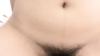 【69堂免费视频】外表甜美！性格活泼美少女！近期下海炮友大战，撩下内衣用屌磨奶头，美腿黑丝足交，骑乘位操多毛骚逼