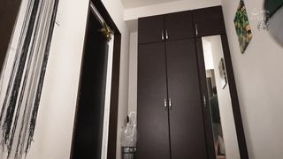 【69堂免费视频】熟人送健康。当我打电话给一个没有实际表现的送货健康服务时，一个霸道的女老板走了过来 (1)