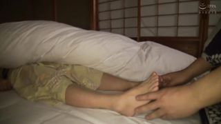 【69堂免费视频】射在乳头上，射出生的和射在体内的精液