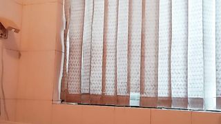 【69堂免费视频】口交乳交啥活都会让小哥吃奶玩逼，多体位爆草抽插内射骚穴叫的好骚