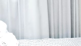 【69堂免费视频】170CM大长腿新人妹子和炮友居家啪啪  开档丝袜足交舔屌  骑乘自己上下套弄  扶着细腰后入一脸享受