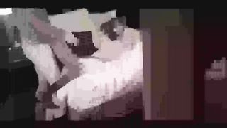 【69堂免费视频】点燃御姐的足交欲 玉足内射操出密汁