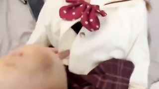 【69堂免费视频】高中小妹出去喝酒被灌醉带回家猛操，小穴很嫩叫声喋喋的