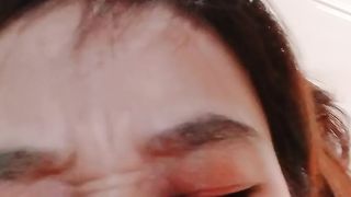 【69堂免费视频】良家骚人妻跟大哥在家激情展示，全程露脸撸起大鸡巴口交，让大哥无套各种爆草抽插，全射嘴里面，69舔逼好骚