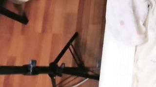 【69堂免费视频】黑丝极品美腿学妹_半脱网袜操多毛骚逼_冲刺一顿爆草