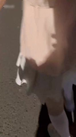 【69堂免费视频】被PUA大叔按倒在床，火辣输出，小嫩穴被大鸡巴肆意打桩！