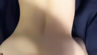 【69堂免费视频】性感女友纯情的眼神中透露的全是骚水