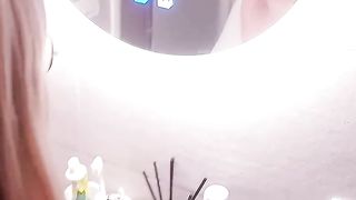 【69堂免费视频】露脸性爱私拍_第一次戴着眼镜被大鸡巴抽插真的好反差