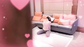 【69堂免费视频】合租男女_爱的初体验，退下女神瑜伽裤暴力后入翘臀，美腿尤物抱在怀里爆操