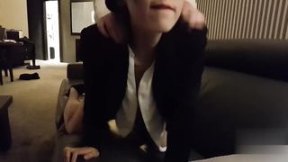 【69堂免费视频】用榨干精液的方式惩罚第一天迟到的男下属