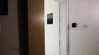 【69堂免费视频】极具反差感留学生 极品美腿模特身材面具女