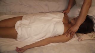 【69堂免费视频】而没有被插入的荡妇则从女牛仔的位置恢复性交2