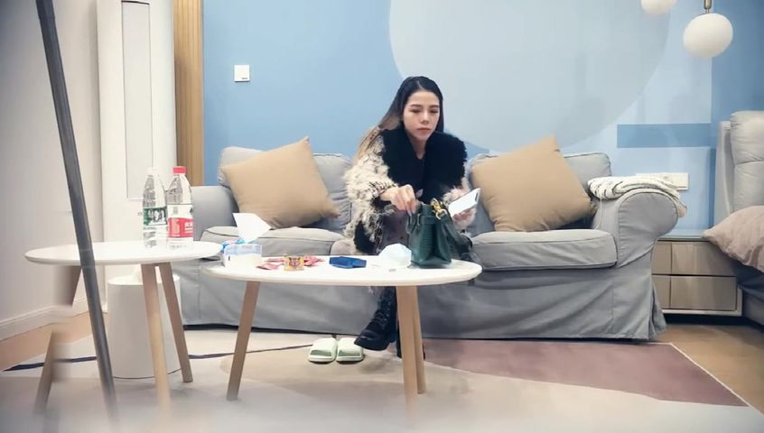 【69堂免费视频】极品骚货，舞蹈老师兼职，一字马，风骚淫荡，勾魂摄魄，尤物不常见