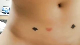 【69堂午夜视频】深夜酒店私会良家女神，胸前红樱桃，丰盈圆润，雪腻双峰，湿漉漉花瓣中春水泉涌，