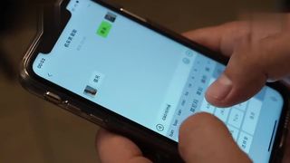 【69堂午夜视频】开小米su7约炮极品黑丝潮喷少妇泻火