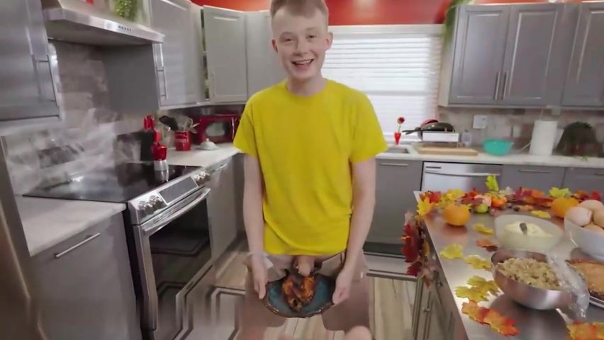 【69堂午夜视频】两个骚逼互相抚摸依然不满足让小哥脱下裤子操的两个骚逼满足为止