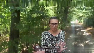 【69堂午夜视频】户外狩猎人妻再付款后当着老公面操她老婆的骚逼骑乘猛坐内射